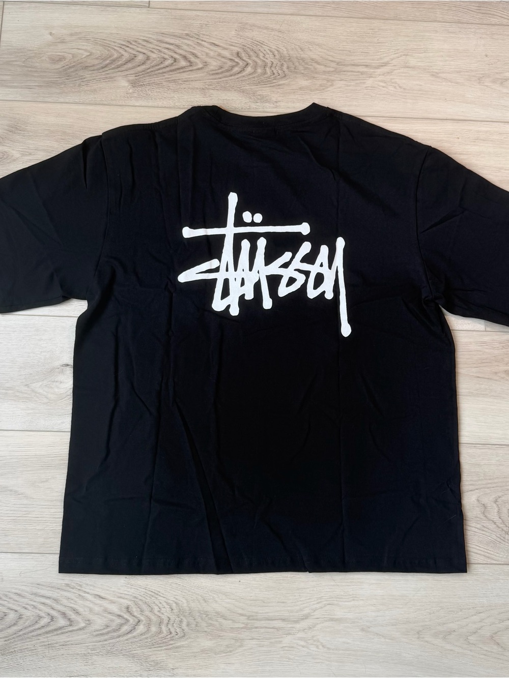 Stussy Basic Logo T-Shirt Black White Graphic Tee Size Large‎ NWT Streetwear